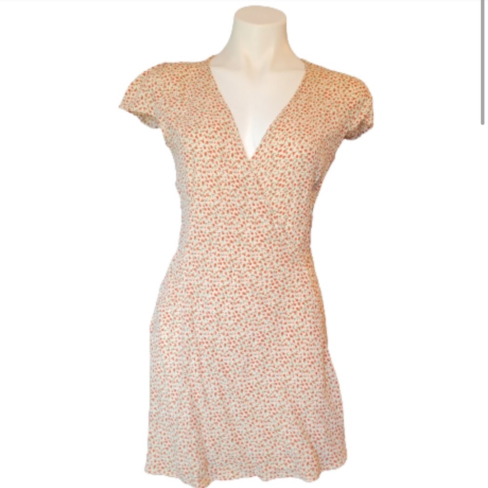 Brandy Melville Robbie dress